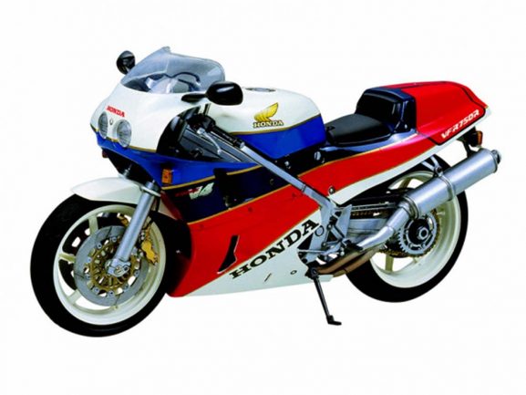 Мотоцикл Honda VFR750R-фото2