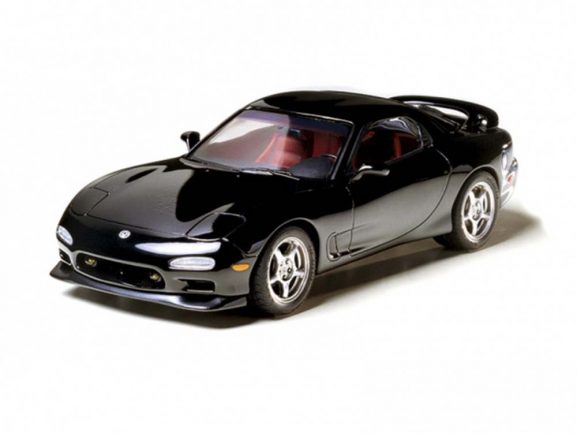 Автомобиль Mazda RX-7 R1-фото2