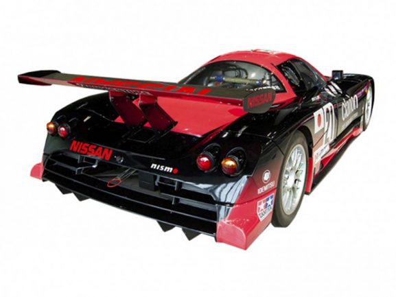 Автомобиль Nissan R390 GT1-фото3