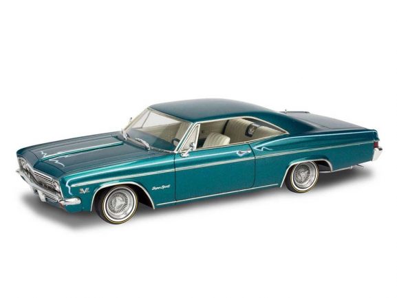 Автомобиль Chevrolet Chevy Impala SS 1966-фото2