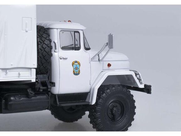 Грузовик ЗИЛ-131 бортовой с тентом (МЧС) — изображение 7