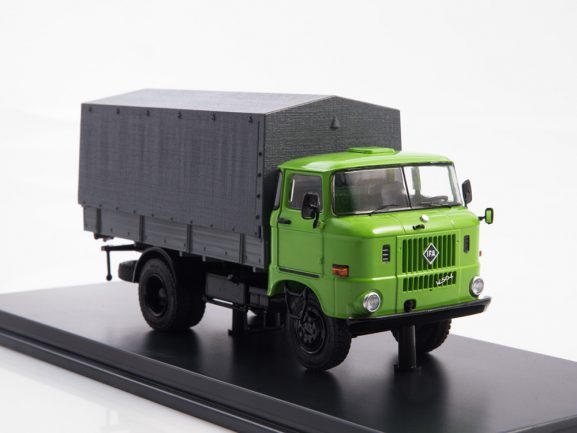 Грузовик IFA W50L бортовой с тентом-фото3