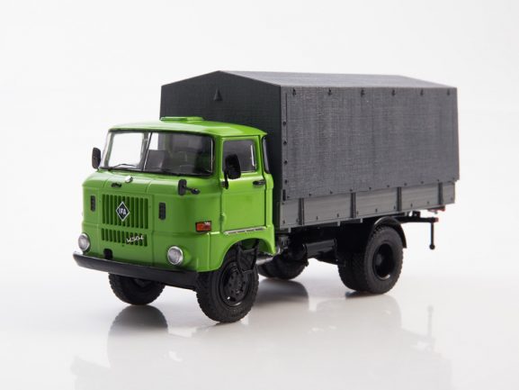 Грузовик IFA W50L бортовой с тентом-фото10