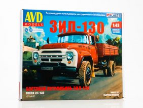 Грузовик ЗИЛ-130 бортовой (AVD Models)-фото1
