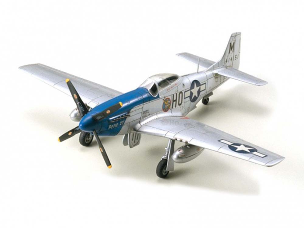 Истребитель P-51D (F-51D) Mustang 8th AF-фото2