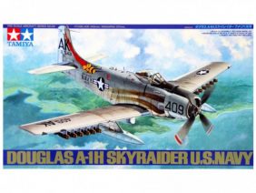 Американский штурмовик Douglas A-1H Skyraider US Navy-фото1