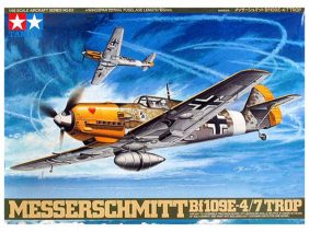 Немецкий истребитель Messerschmitt (Мессершмитт) Bf-109 E-4/7 Trop (1:48)-фото1