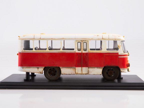 Автобус КАГ-3 (бело-красный) (со следами эксплуатации)-фото7