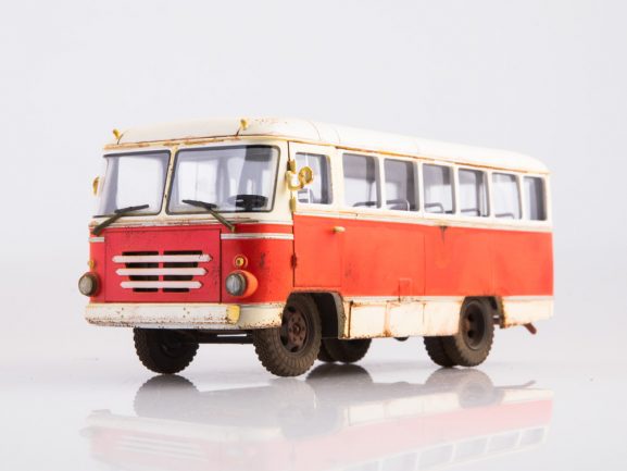 Автобус КАГ-3 (бело-красный) (со следами эксплуатации)-фото3