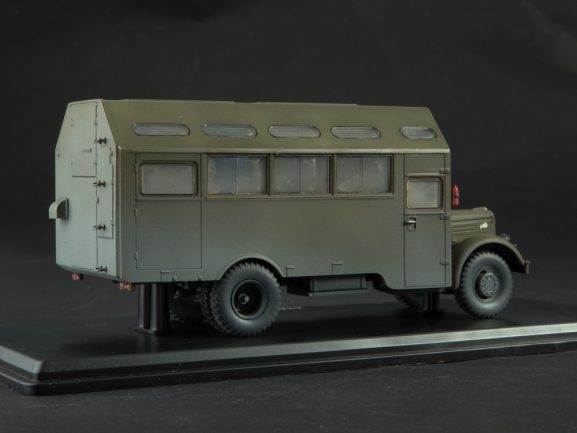 Автомобильная кислородная станция АКДС (МАЗ-200) (со следами эксплуатации)-фото4
