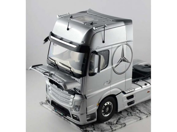 Седельный тягач Mercedes-Benz Actros MP4 GigaSpace-фото2