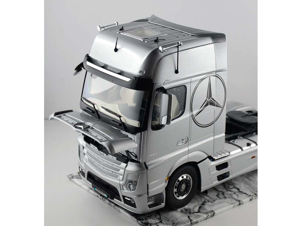 Седельный тягач Mercedes-Benz Actros MP4 GigaSpace-фото2