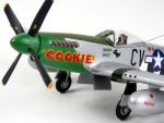 Истребитель P-51D Mustang (1:72) (Revell) (Подарочный набор)-фото2