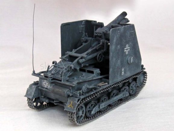Немецкая самоходная гаубица САУ Sturmpanzer I Бизон (ARK models)-фото5