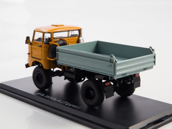 Самосвал IFA W50LA 4x4-фото7