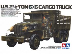 Американский грузовик GMC CCKW (2.5т 6x6) с фигурой водителя-фото1