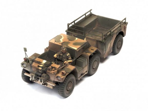 Американский военный автомобиль M561 Gamma Goat с фигурой водителя-фото2