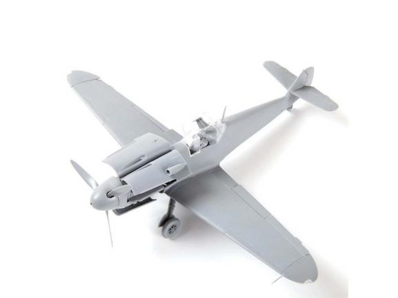 Немецкий истребитель Messerschmitt (Мессершмитт) Bf-109 F2 (1:48) (Подарочный набор)-фото5