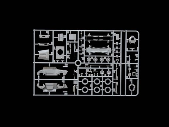 Итальянский бронеавтомобиль Autoblinda AB 41 (Italeri)-фото2
