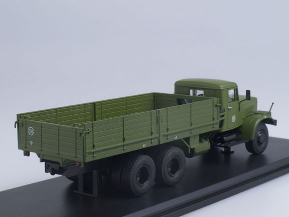 Грузовик КРАЗ-257Б1 бортовой армейский (зеленый)-фото5