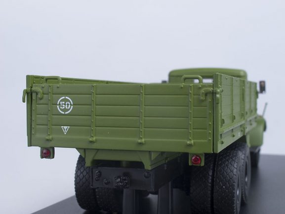 Грузовик КРАЗ-257Б1 бортовой армейский (зеленый)-фото9