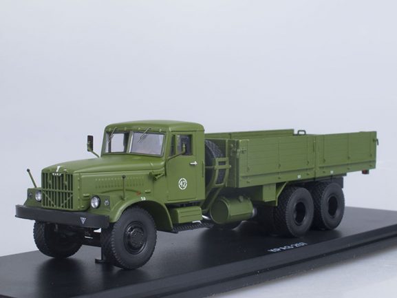 Грузовик КРАЗ-257Б1 бортовой армейский (зеленый)-фото10
