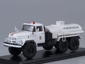 Топливозаправщик (бензовоз) АЦ-4,0 (ЗИЛ-131) МЧС-фото1