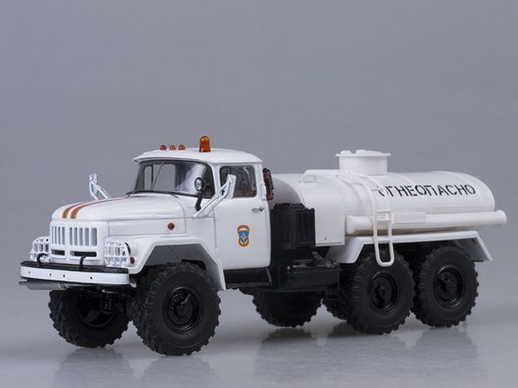 Топливозаправщик (бензовоз) АЦ-4,0 (ЗИЛ-131) МЧС-фото6