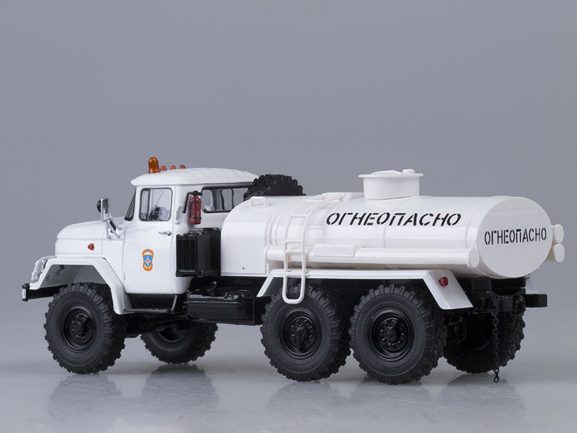 Топливозаправщик (бензовоз) АЦ-4,0 (ЗИЛ-131) МЧС-фото9