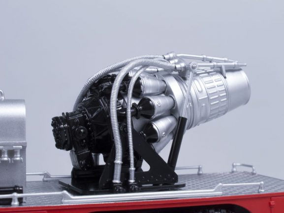 Пожарный автомобиль АГВТ-100 (ЗИЛ-131) без надписей-фото13