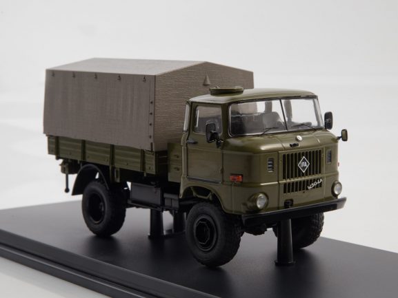 Грузовик IFA W50LA 4x4 бортовой с тентом-фото3