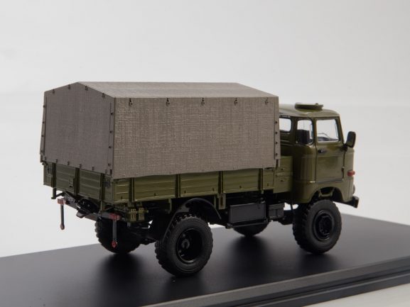 Грузовик IFA W50LA 4x4 бортовой с тентом-фото2