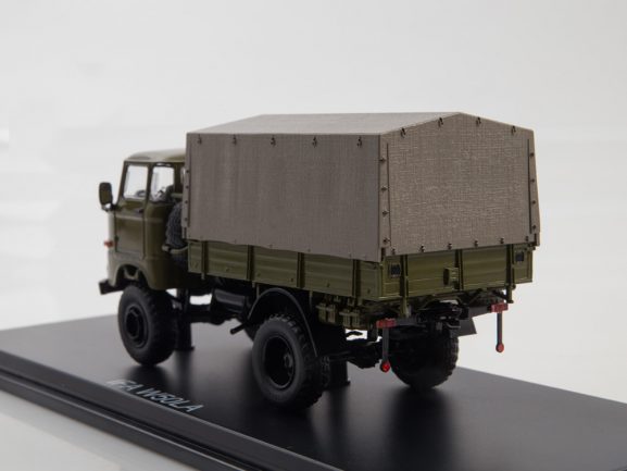 Грузовик IFA W50LA 4x4 бортовой с тентом-фото4