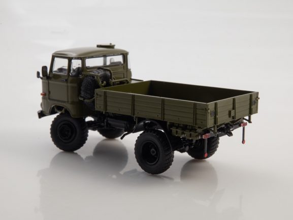 Грузовик IFA W50LA 4x4 бортовой с тентом-фото12