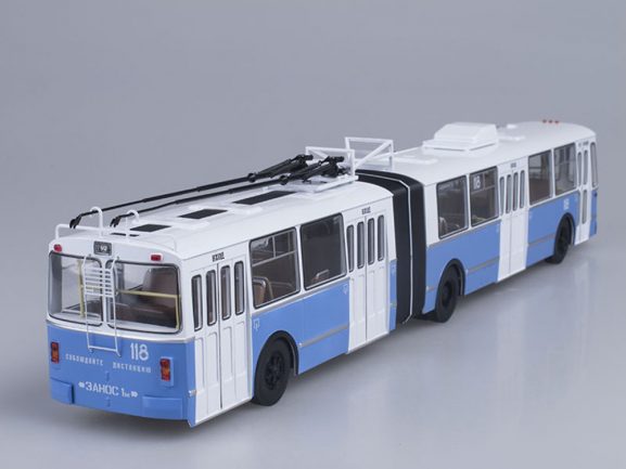 Троллейбус ЗиУ-10 (ЗиУ-683) бело-голубой-фото5