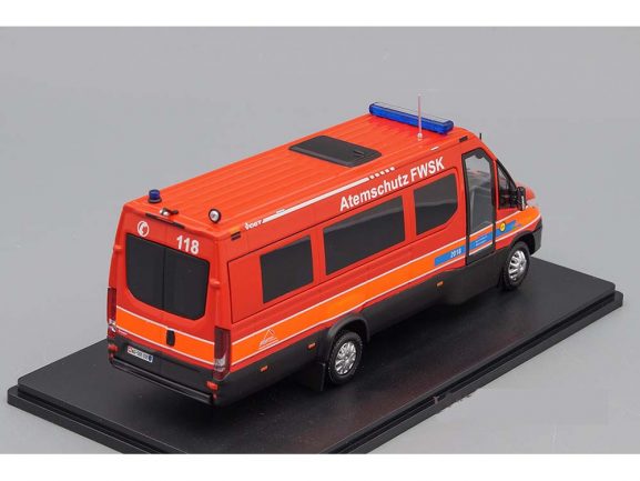 Автомобиль Iveco new Daily 35-210 Feuerwehr Atemschutz FWSK (пожарный Швейцария) 2019-фото2