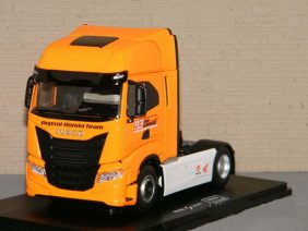 Седельный тягач Iveco S-WAY S510 Repsol Honda Team #93 Marc Marquez 2019 оранжевый-фото1