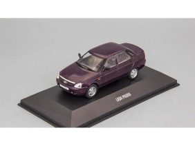 Автомобиль LADA Priora седан (Автолегенды. Новая эпоха №11)-фото1