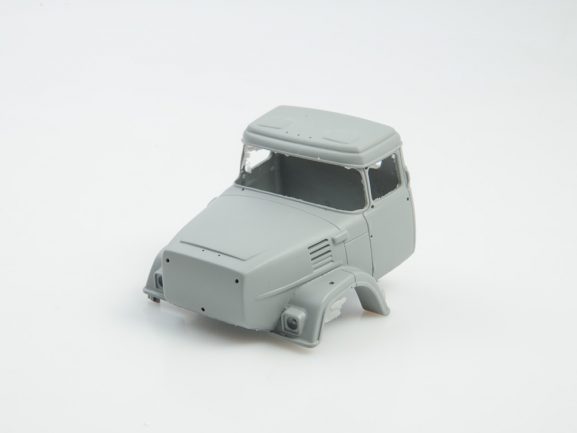 Грузовик ЗИЛ-132ГМД бортовой (AVD Models)-фото2