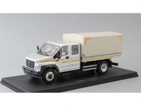 Грузовик ГАЗон Next C42R31 бортовой с тентом (серебристый/cерый)-фото1