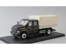 Грузовик ГАЗон Next C42R31 бортовой с тентом (черный/серый)-фото1