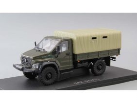 Грузовик ГАЗон Next C41A21 бортовой с тентом (хаки/бежевый тент)-фото1