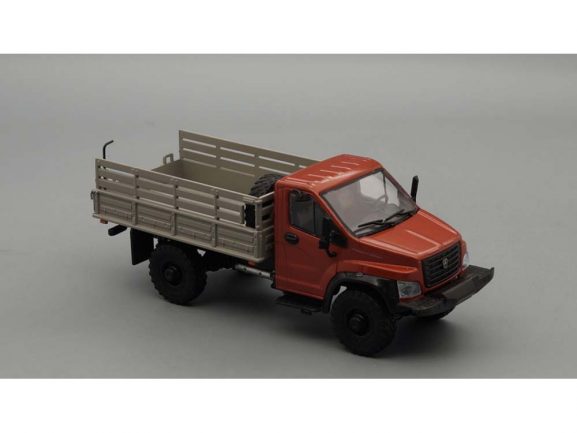 Грузовик ГАЗон Next C41A23 бортовой (красно-коричневый/серый)-фото3