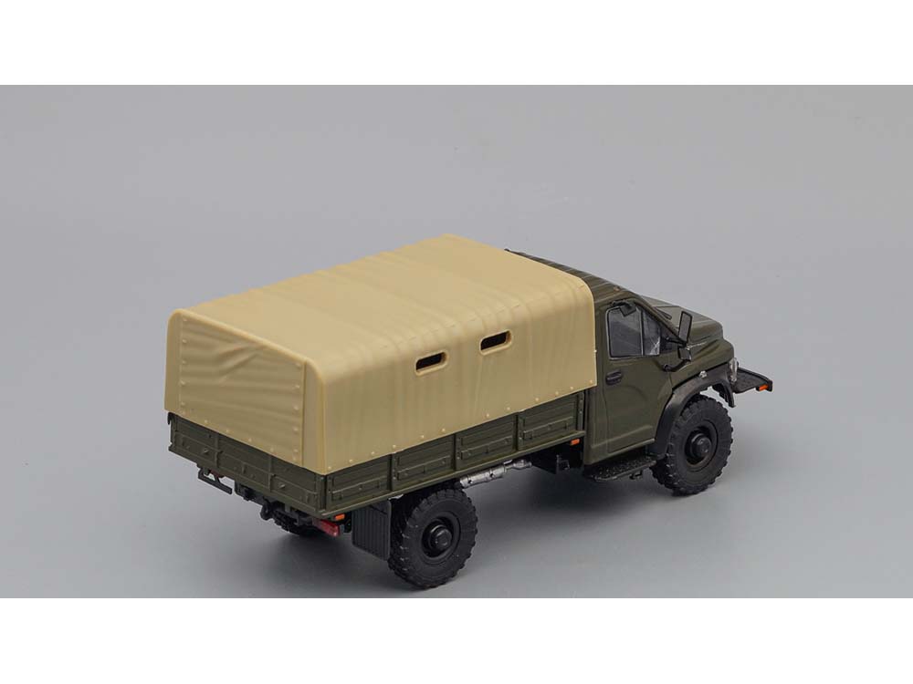 Грузовик ГАЗон Next C41A23 бортовой с тентом (хаки)-фото2
