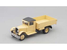 Грузовик ЗИС-5 бортовой (бежевый)-фото1