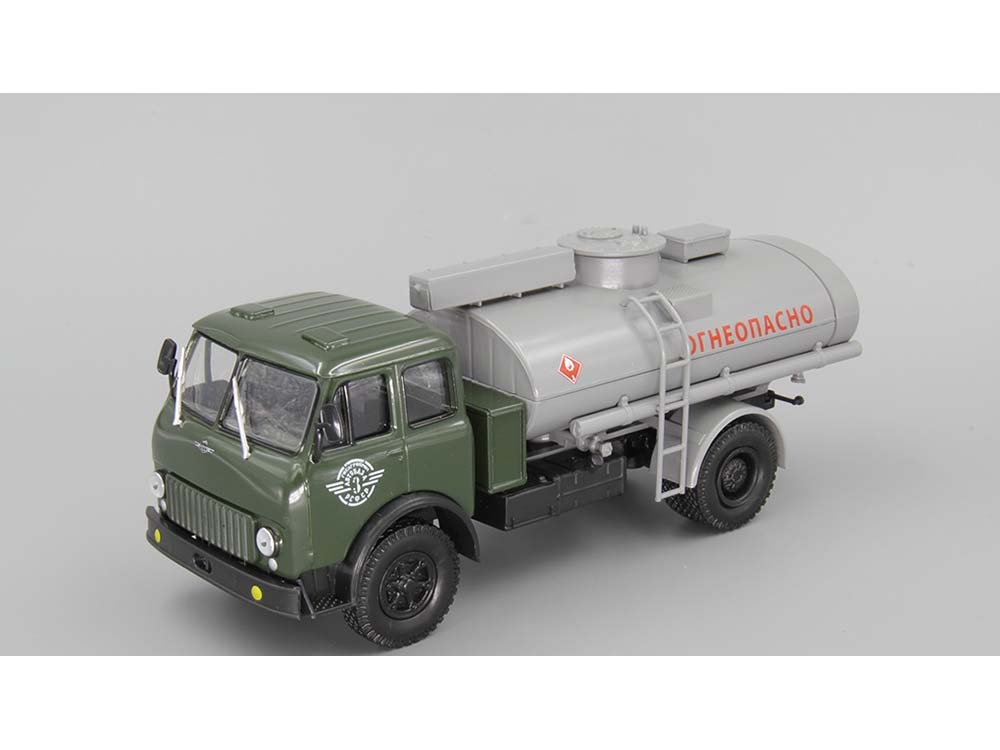 Топливозаправщик (бензовоз) АЦ-8 (МАЗ-500) (зеленый/серый)-фото1