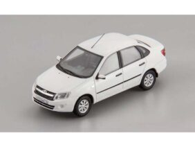 Автомобиль LADA Granta Lux 2015 (ВАЗ-2190) белое облако-фото1