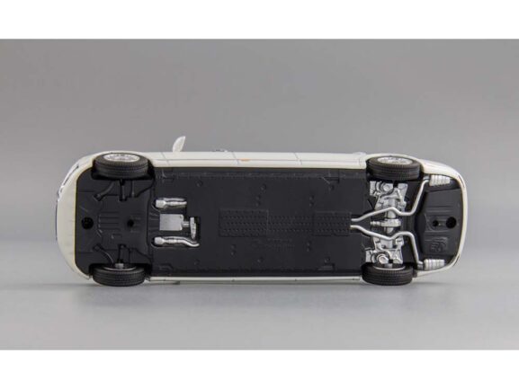 Автомобиль Aurus Senat Limousine 2018 (белый)-фото8