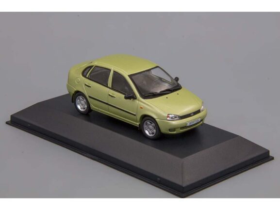 Автомобиль LADA Kalina седан (Автолегенды. Новая эпоха №25)-фото4
