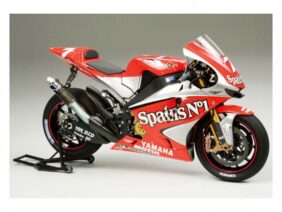 Мотоцикл Yamaha YZF-M1'04 (#7/#33)-фото1